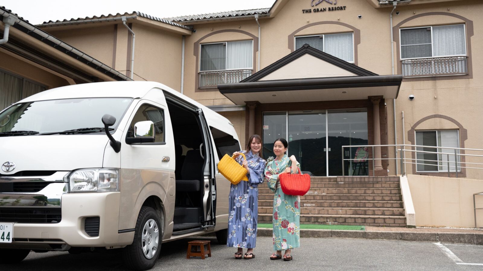 บริการรถรับ-ส่งฟรี
