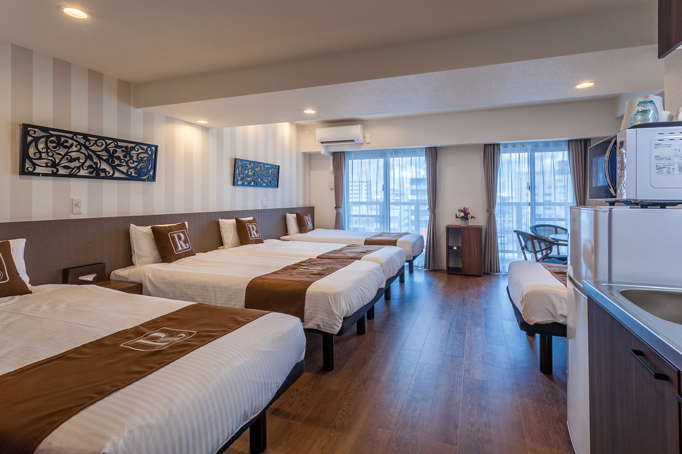 [Premier Hall] Premier 5 <5 beds> Non-smoking