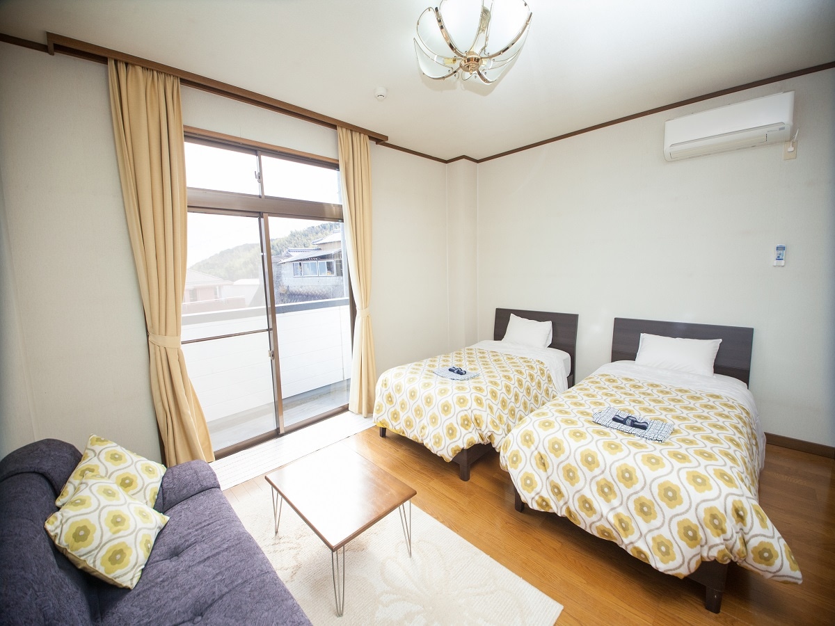 Western-style room