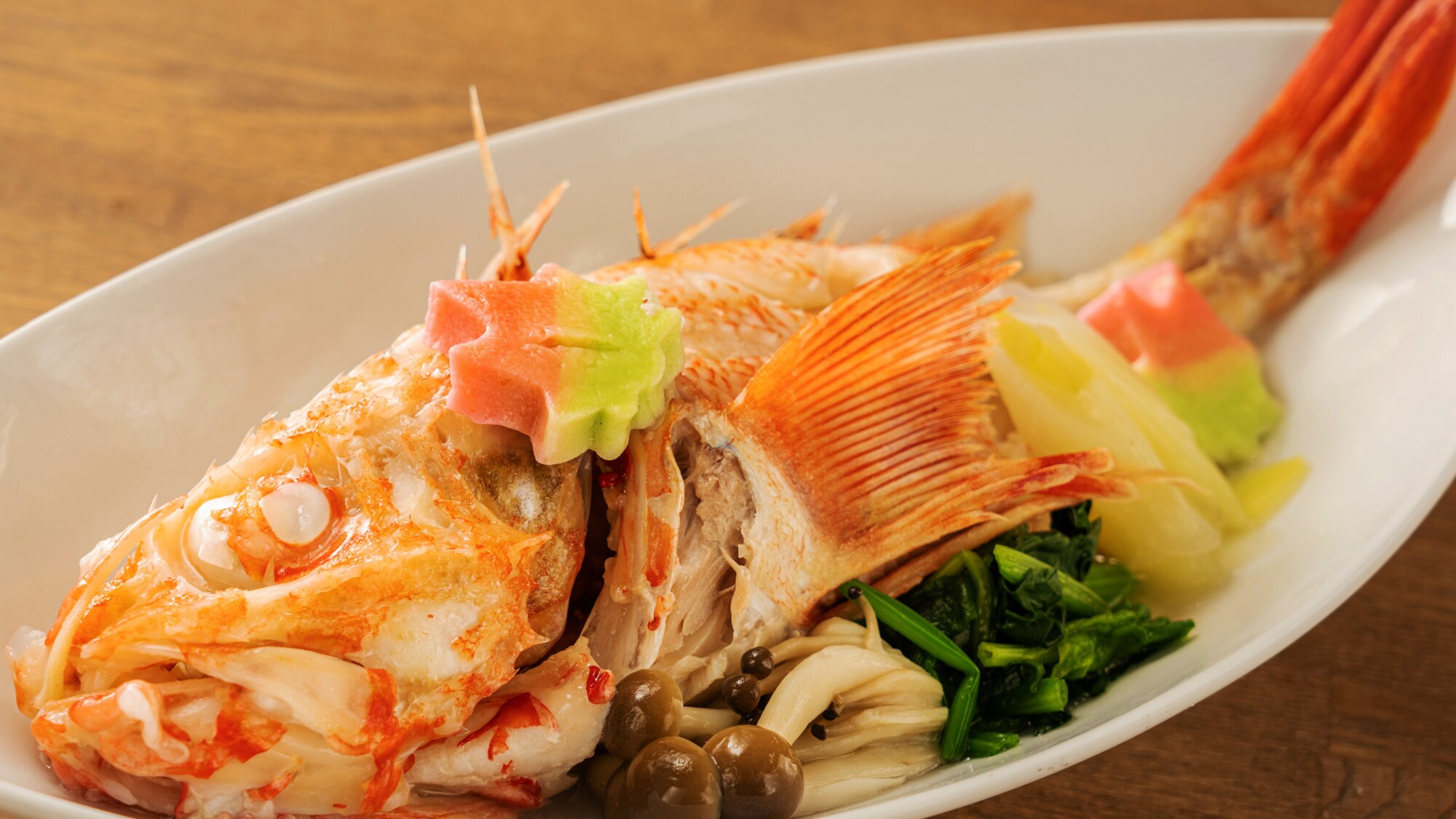 [Kinki ต้มในน้ำร้อน] อาหารจานพิเศษของ Kinki ปลาชั้นสูง รสชาติหรูหราของเนื้อขาวและไขมันในปริมาณที่เหมาะสมละลายในปากของคุณ