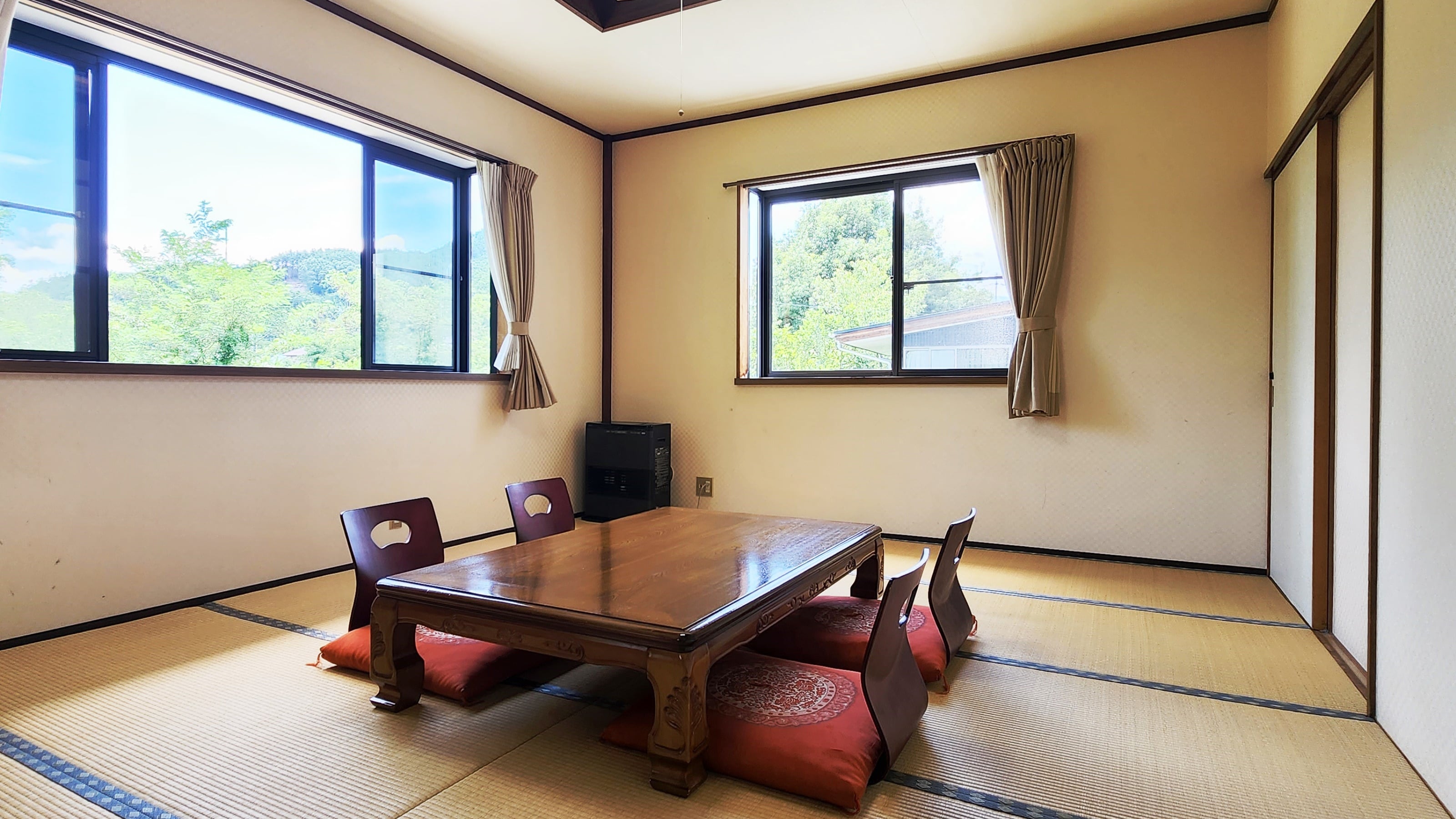 ◆ [Guest Rooms] Spacious Japanese-style rooms