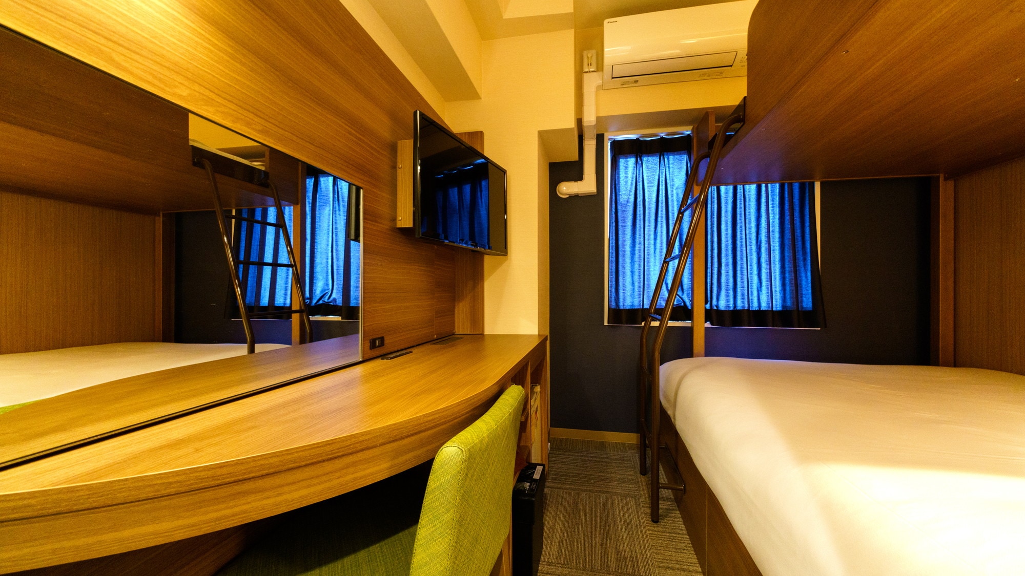 Double bed and loft bed