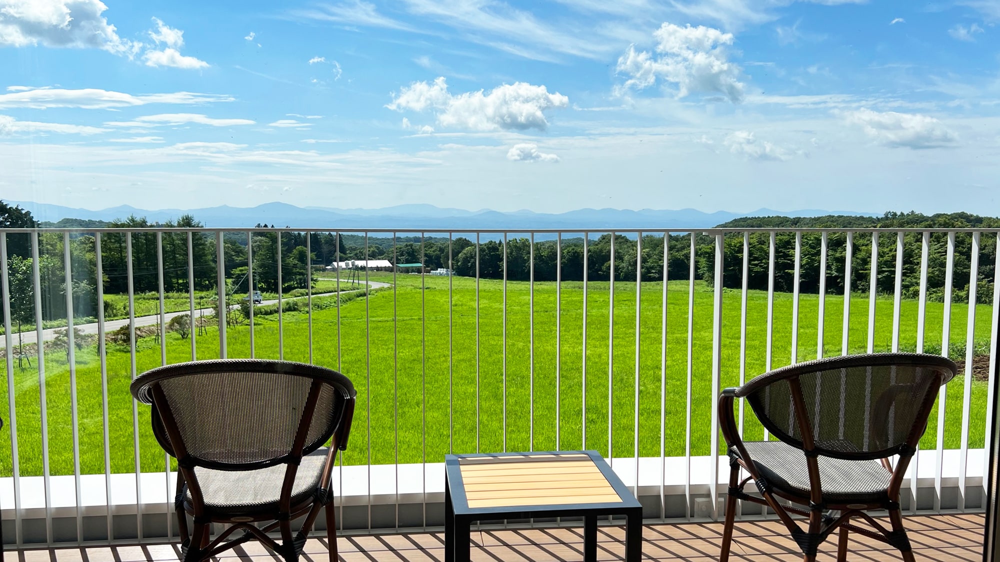 2nd floor balcony