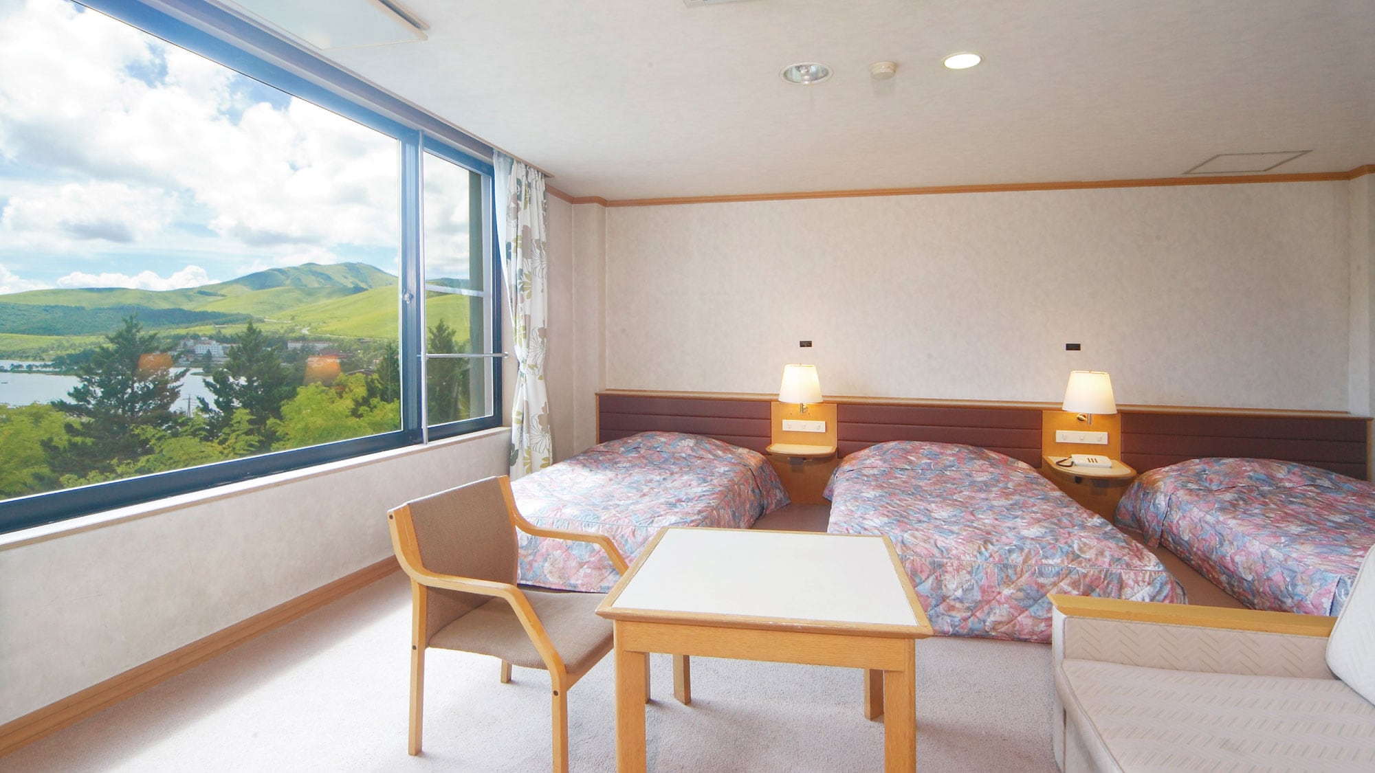 Annex Western-style room, capacity 4 people