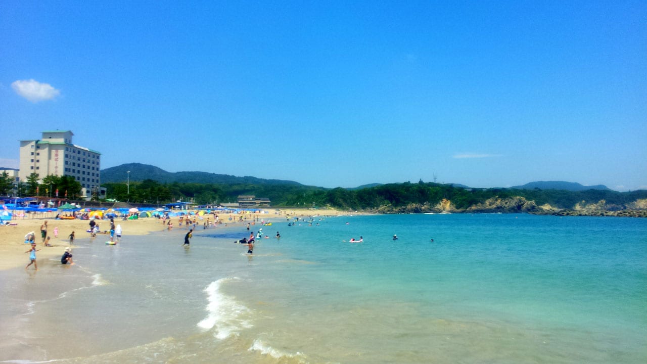 Chidorihama Beach is just over a minute's walk from the hotel. Enjoy your holiday in the water or at the beach house.
