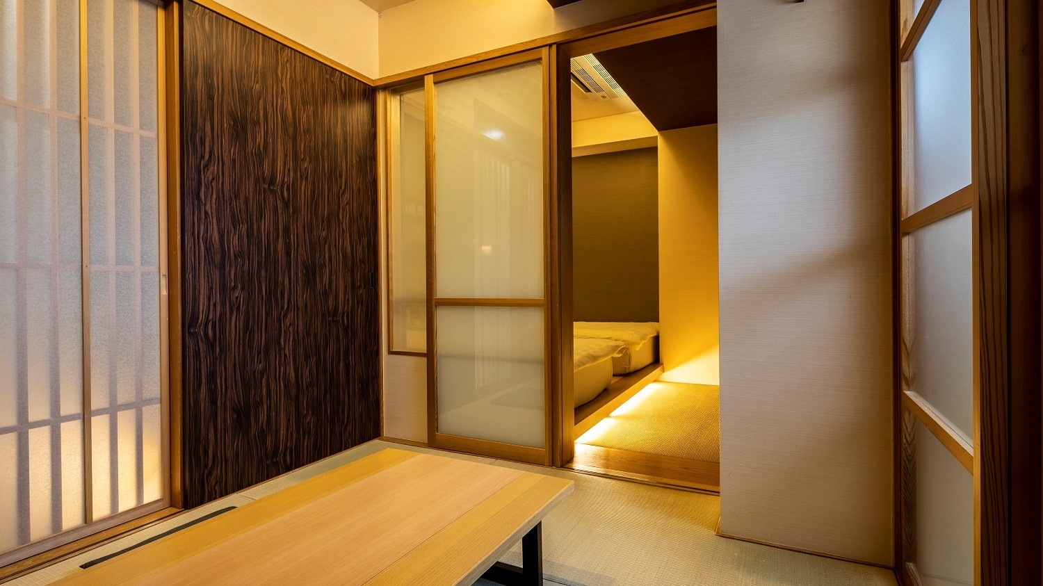 Contoh kamar Deluxe twin bergaya Jepang