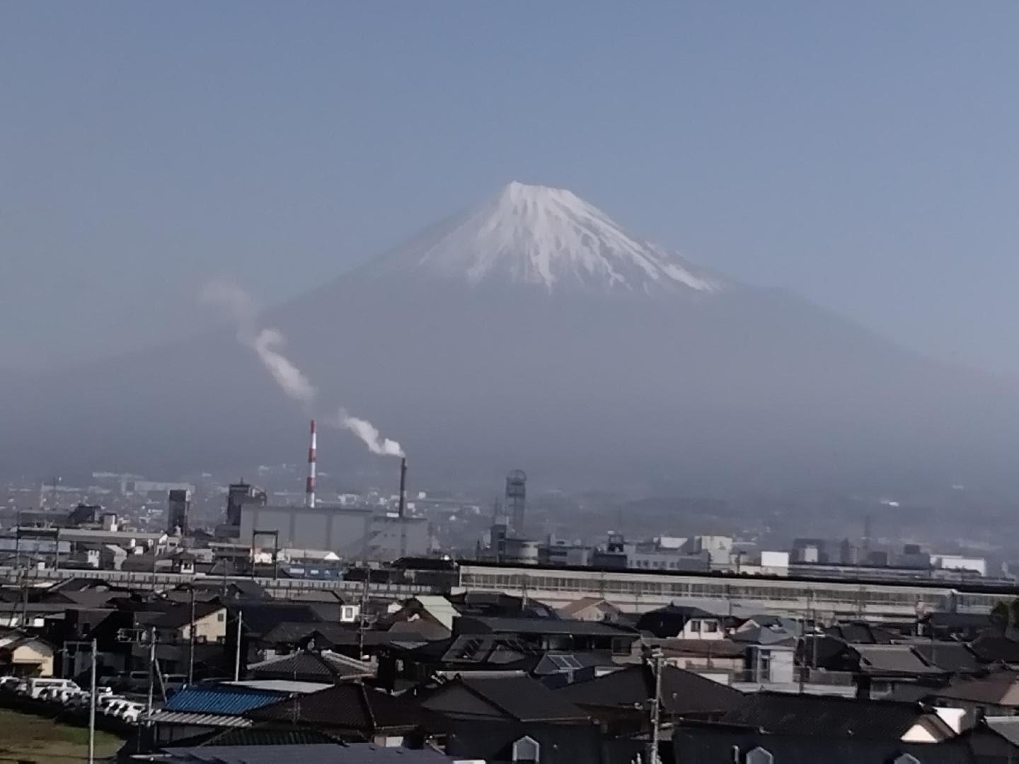５階エレベーターホールから見た富士山.jpg