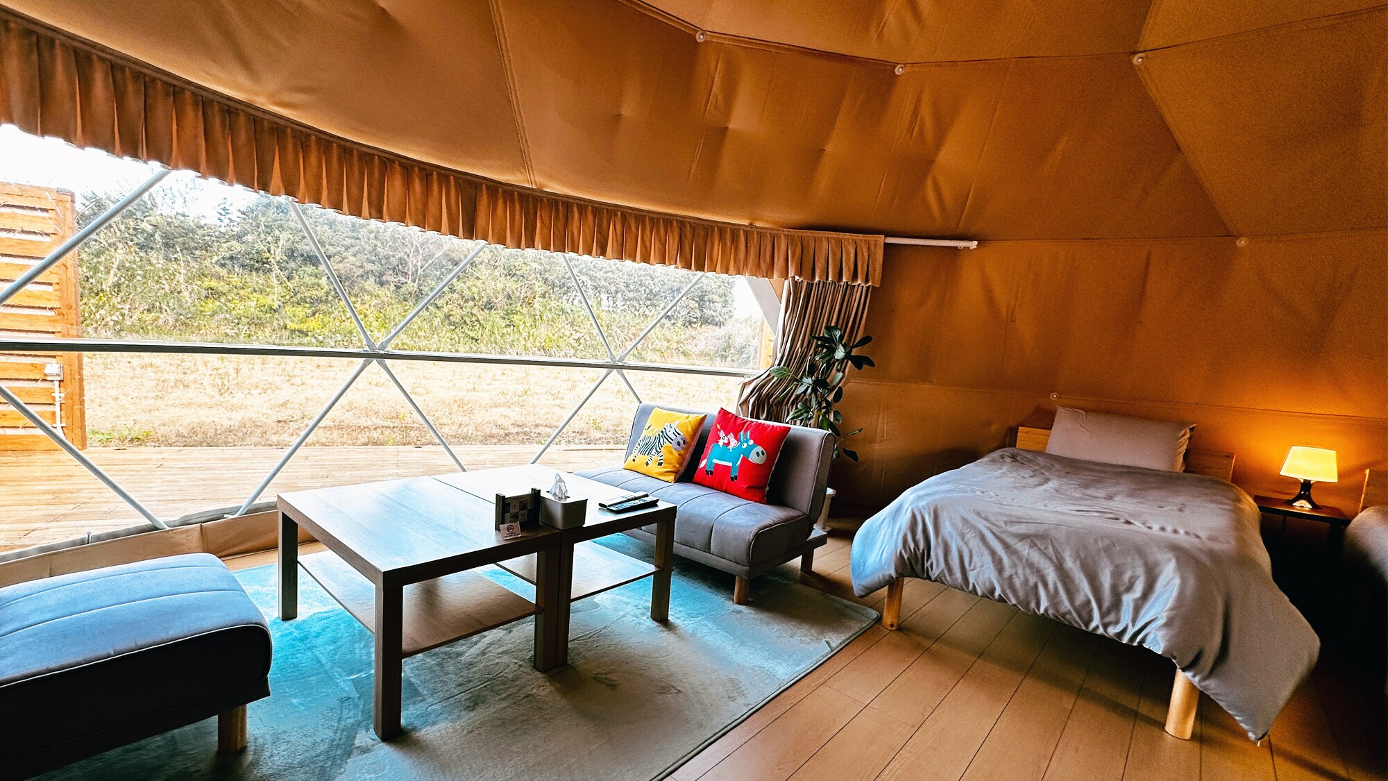 Dome tent interior