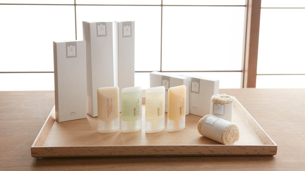 Examples of guest room amenities