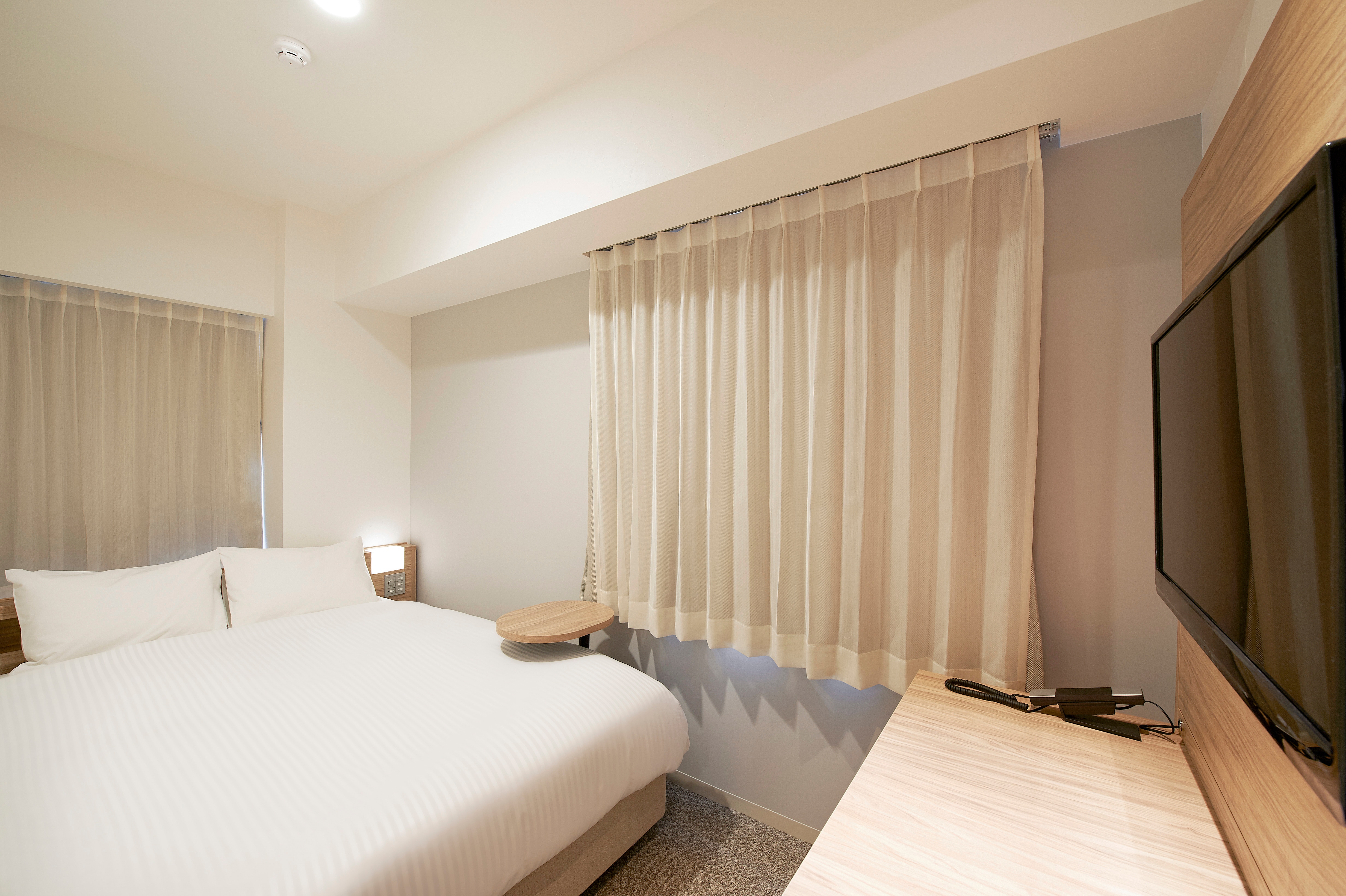 Kamar Double Sudut: Kamar sudut yang luasnya 14 meter persegi