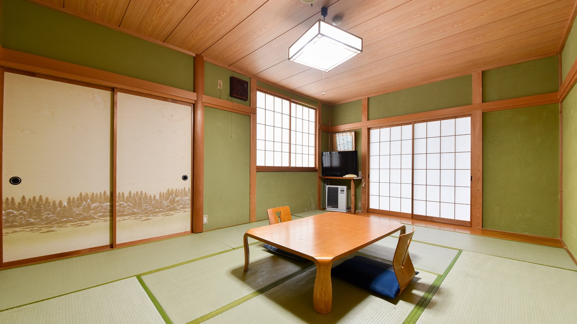 * Japanese-style room 10 tatami mats / Recommended for families and groups ♪ Please take a rest in the tatami room.