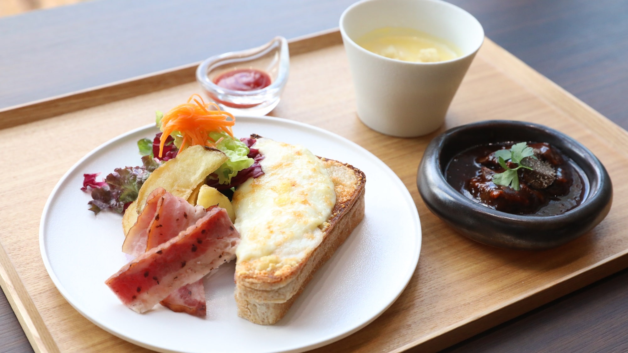 [Breakfast] A sample Western breakfast + half buffet is available (for stays from April 1, 2025 onwards).