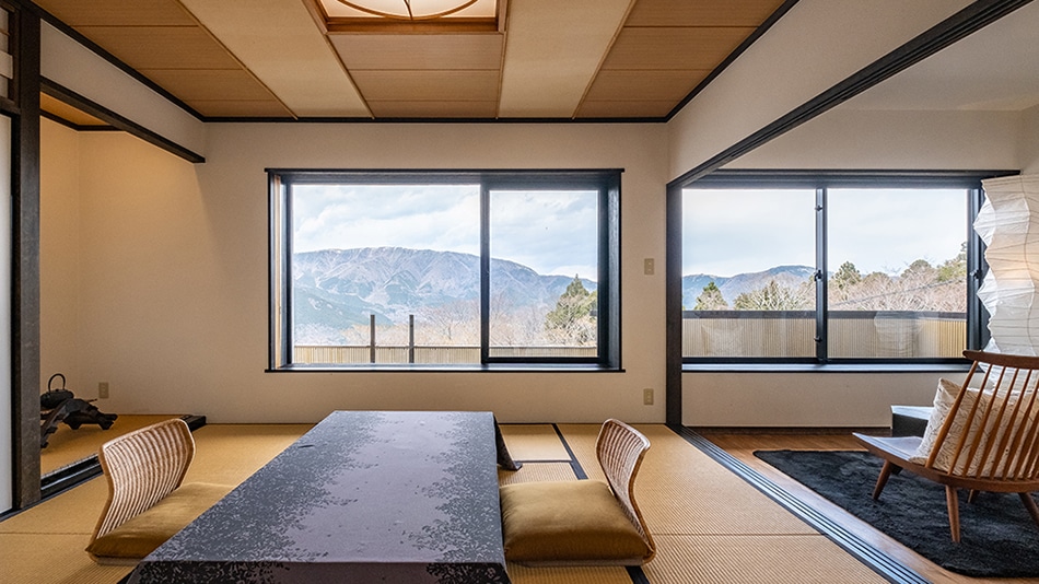 【带露天浴池的独立包房】46平方米可眺望外道山全景的“日式房间”
