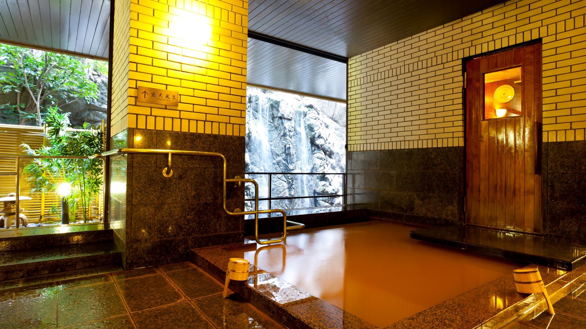 津津之湯金線 2000x1125