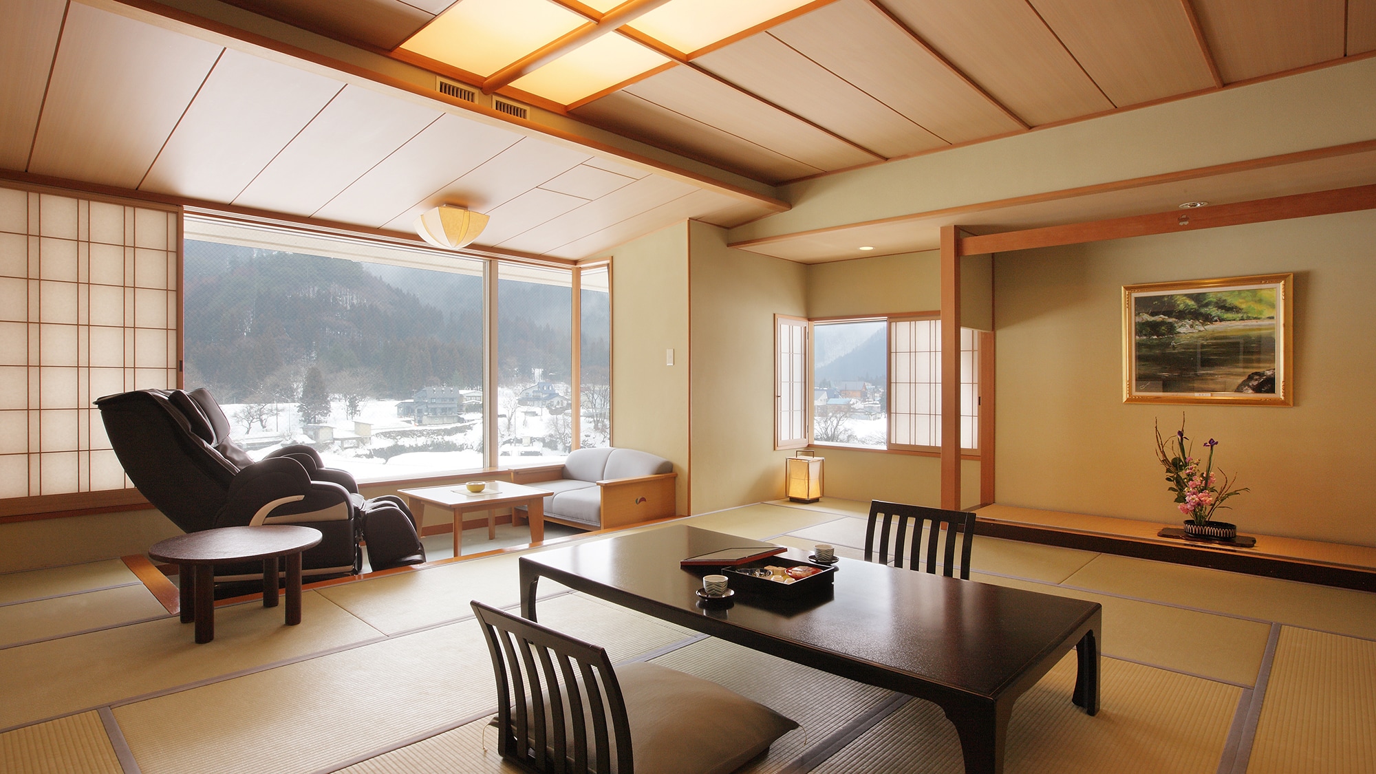 ♢ Guest room with massage machine, winter view
