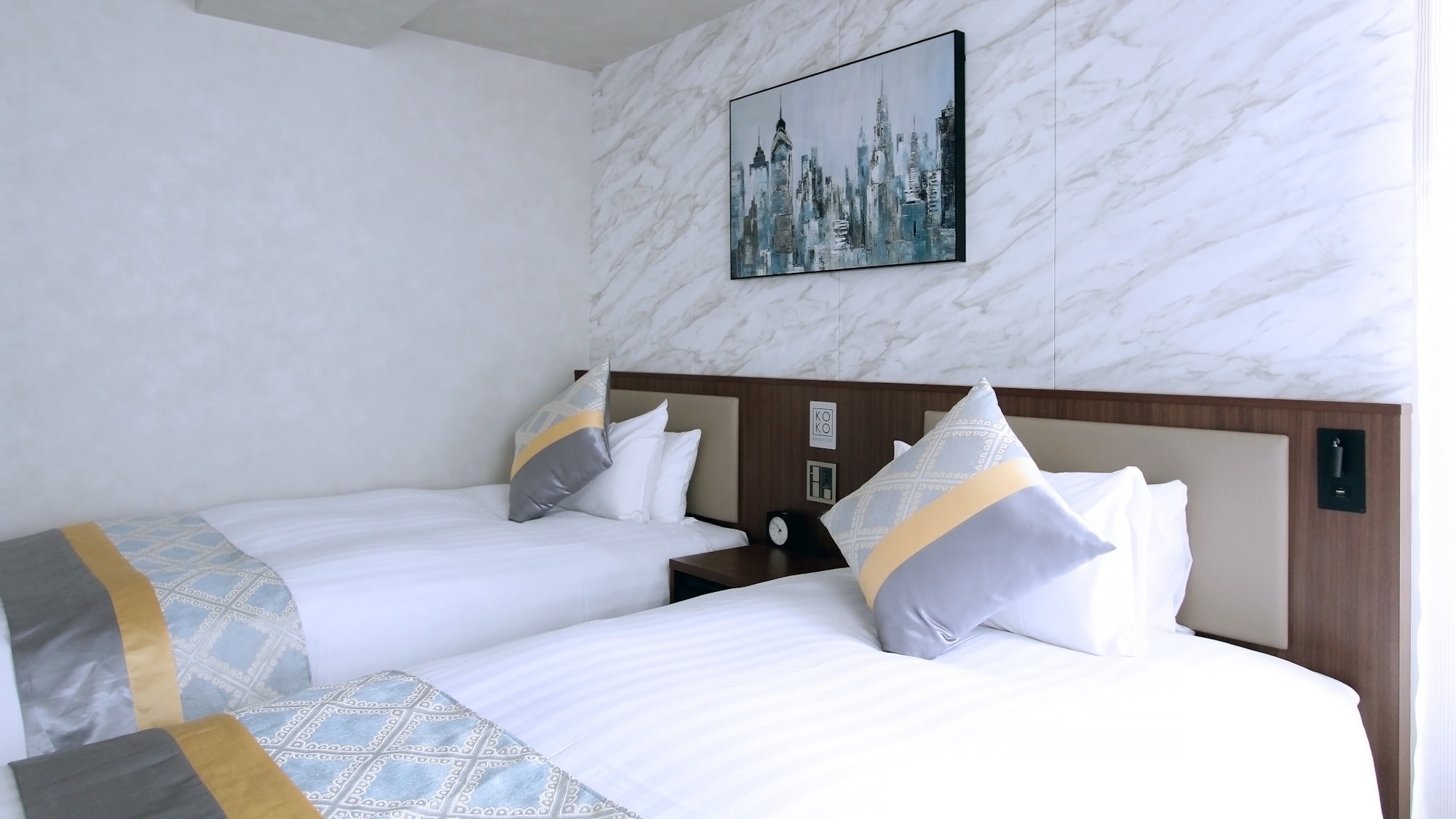 Premium Floor Superior Twin