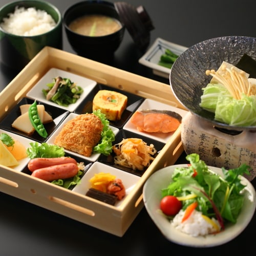 ■ [夏季/早餐套餐]各種菜單一字排開。為了一天的活力！