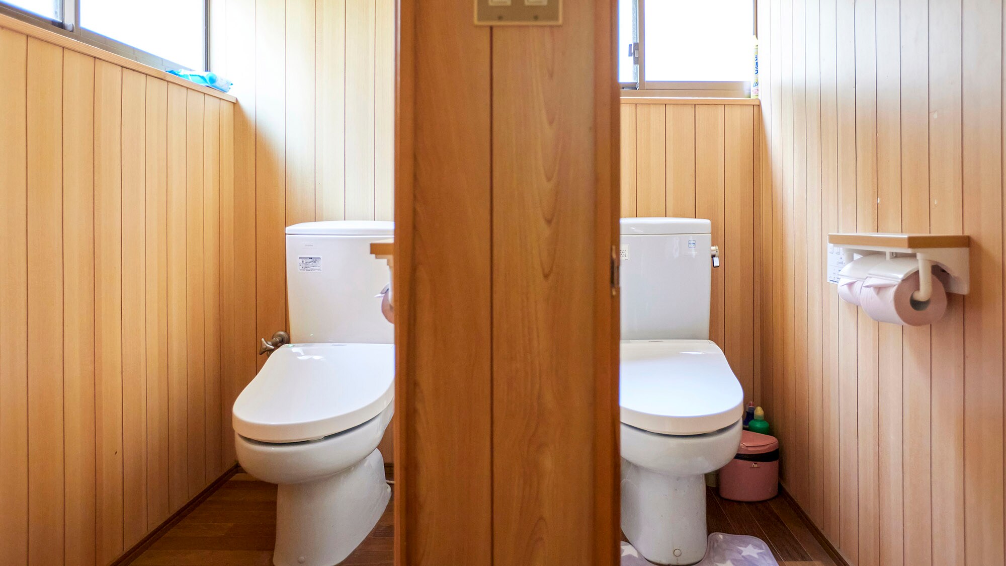 [Toilet] Dilengkapi dengan toilet dengan fungsi mencuci