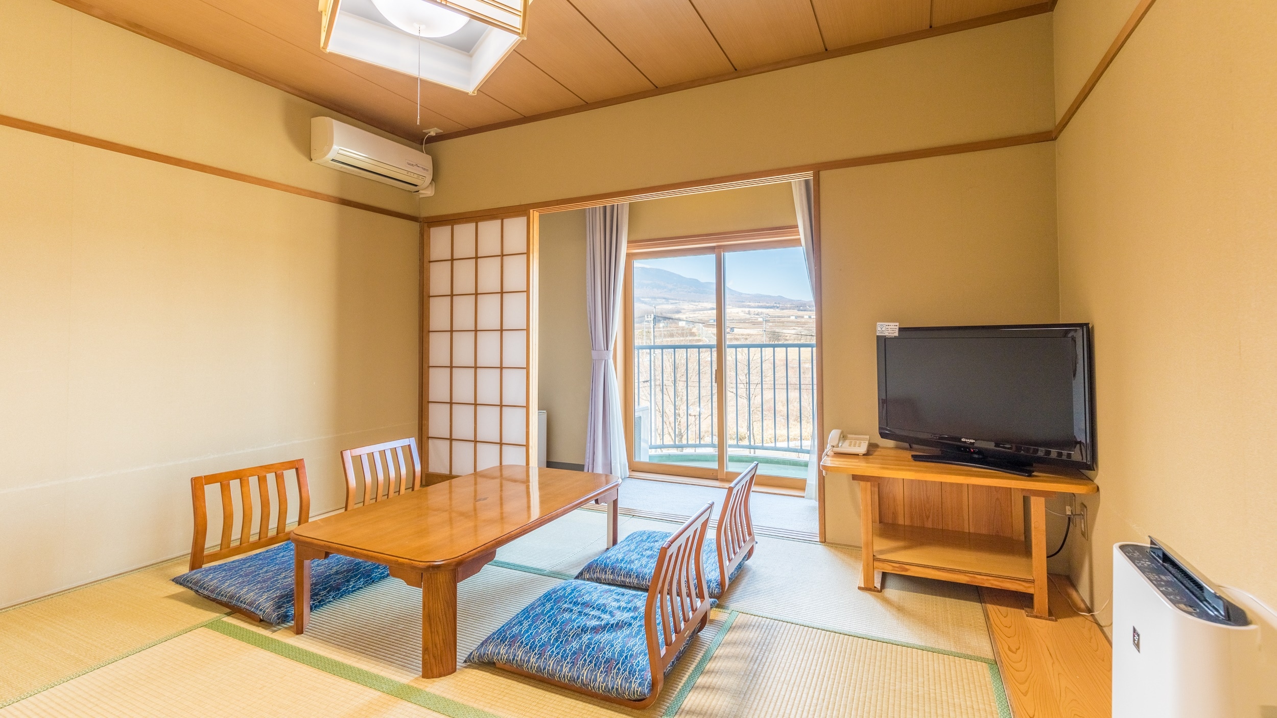 Overlooking Yatsugatake & enjoying the starry sky ♪ Relaxing Japanese-style room