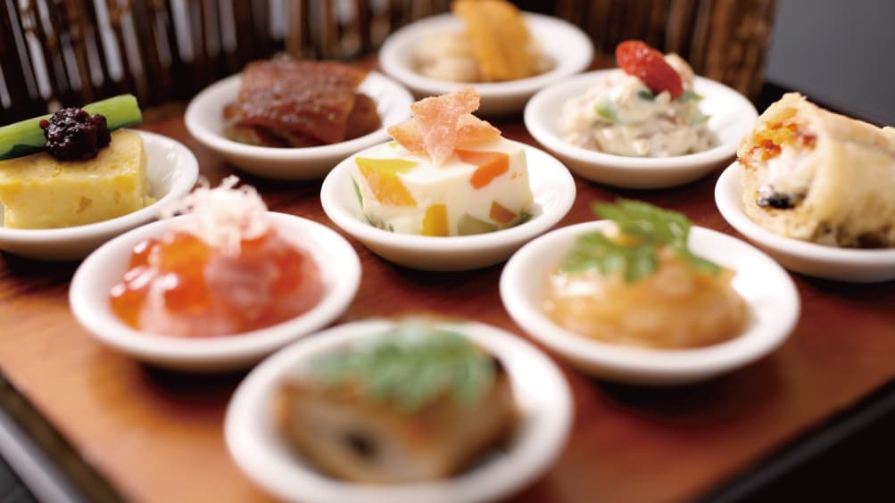 Món kaiseki nguyên bản ngon miệng: Một bữa tiệc thịnh soạn với nhiều món ngon (ví dụ) Thực đơn thay đổi hàng tháng