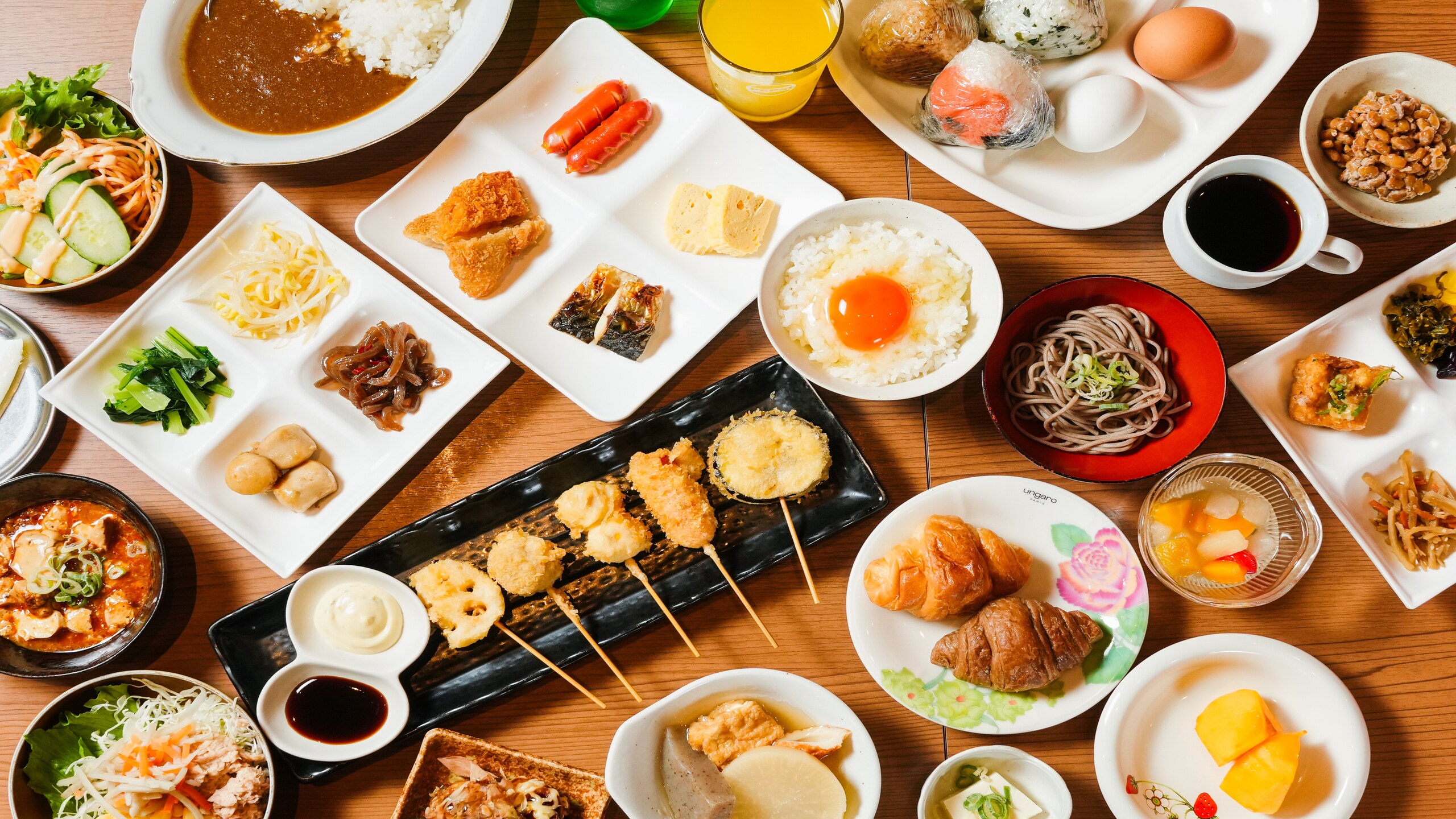 볼륨 만점 조식 뷔페!