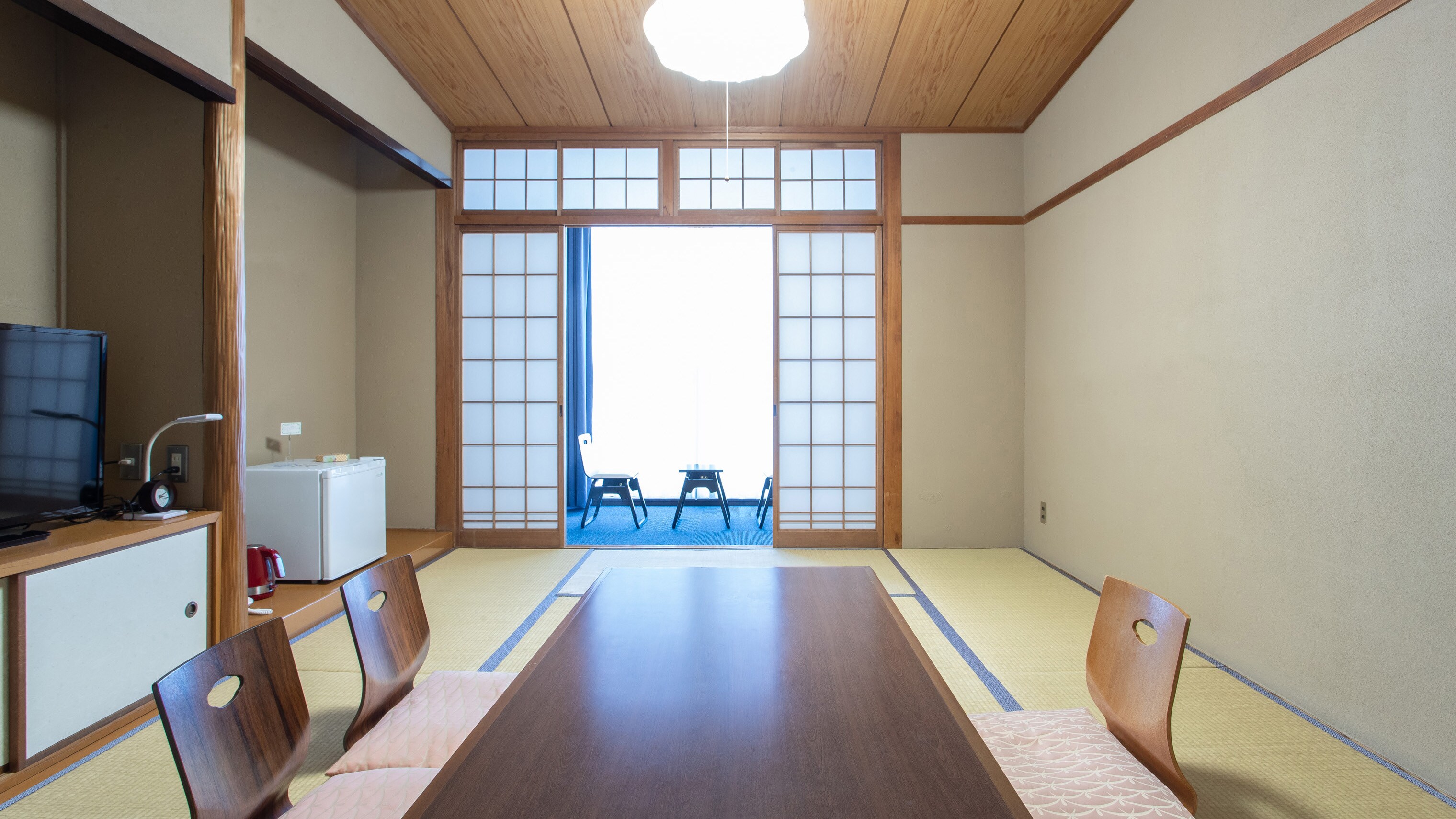 [Non-smoking] Japanese-style room for 1-4 people