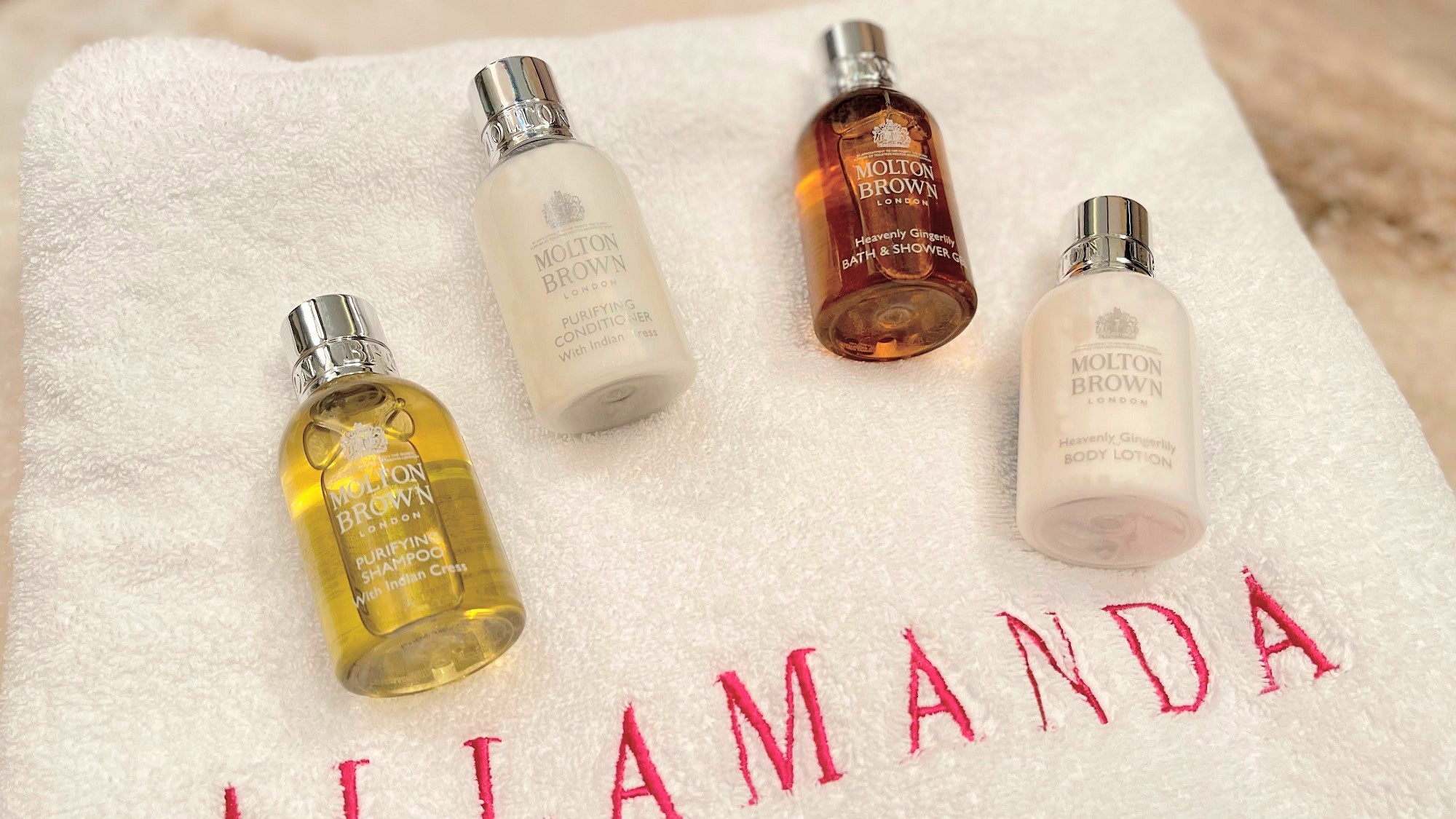 ◆Standard room bathroom amenities are from the British brand Molton Brown.