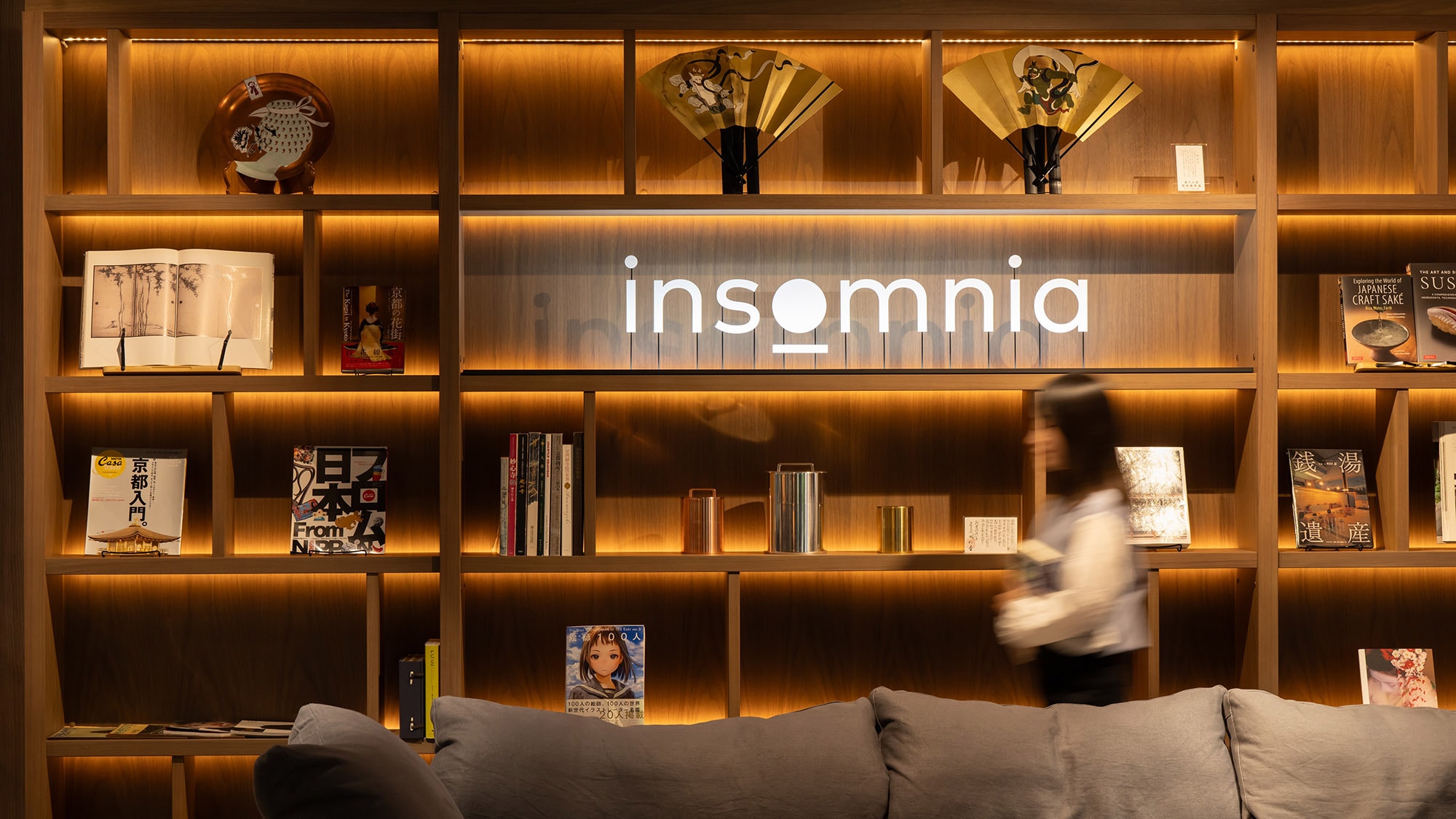 There is a library in the lounge, with a selection of books to spice up your trip.