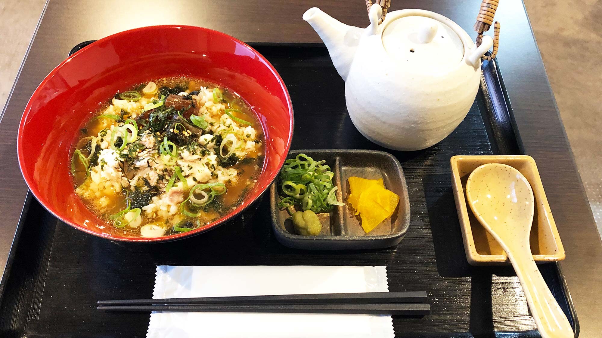 ・[Sea bream soup chazuke]