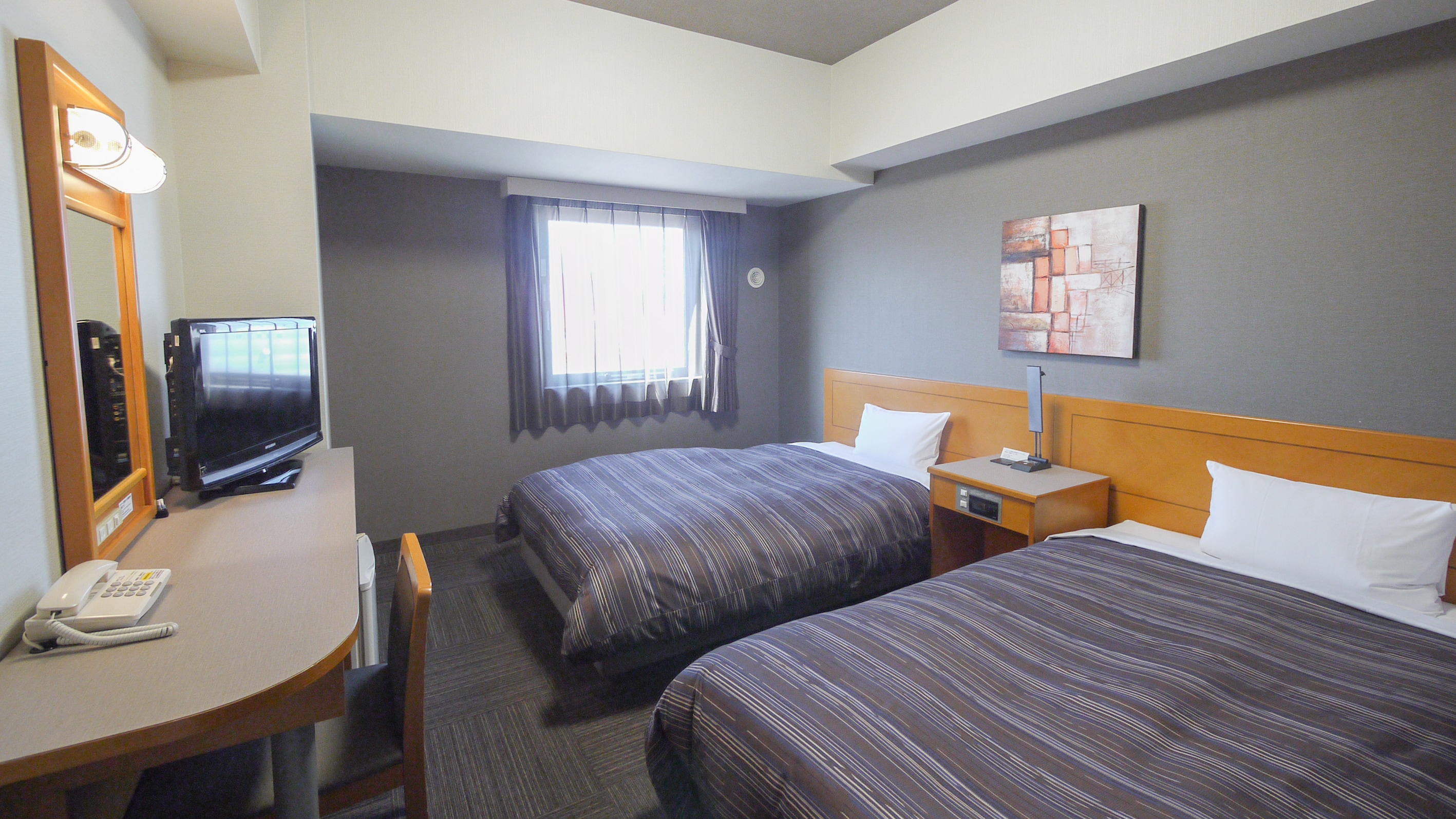 ● Twin room