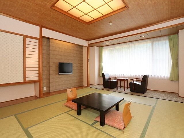 Gedung Timur Kamar bergaya Jepang 12 tikar tatami (contoh)