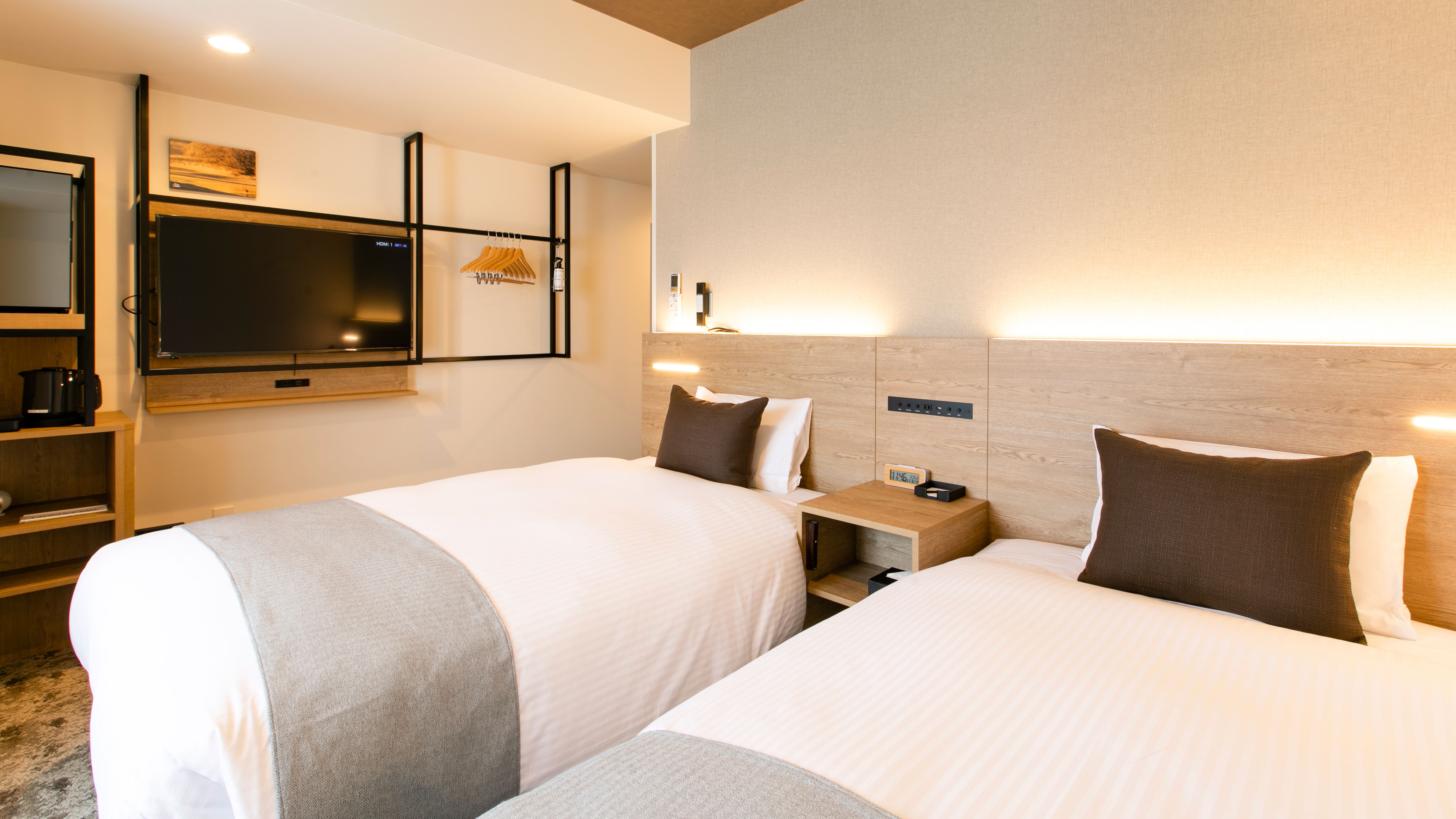 Superior Twin Room [Non-smoking ◇ Separate bath and toilet]
