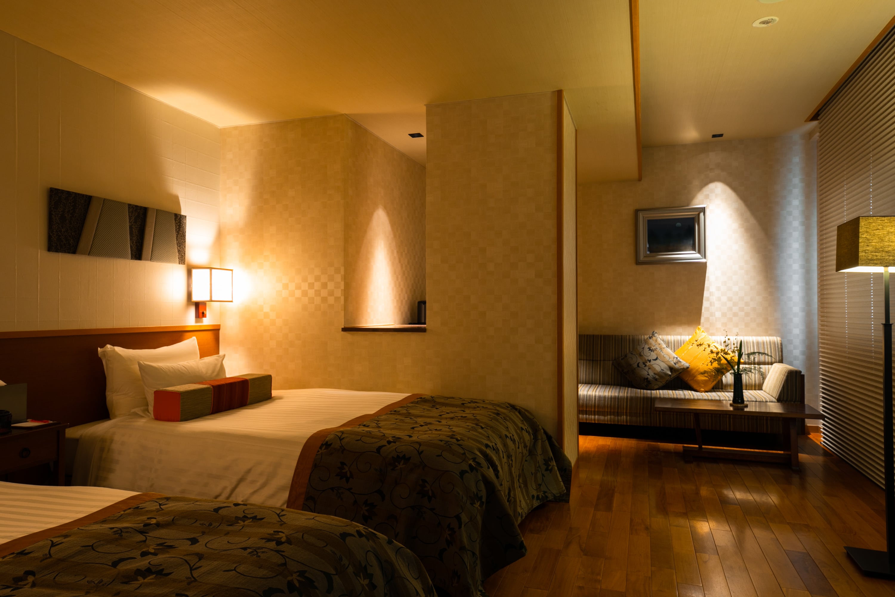 3rd floor Western-style twin room with indoor hot spring bath "Kitabori"