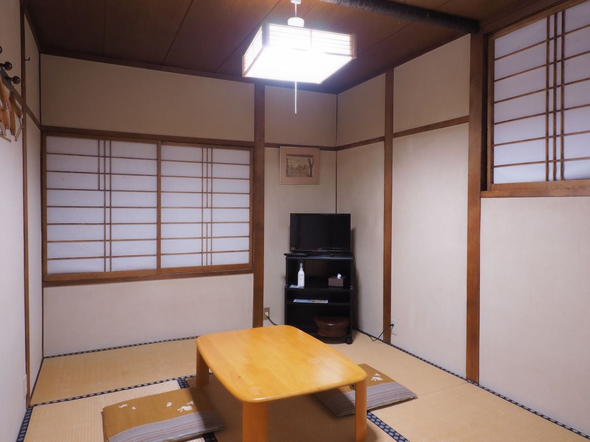 There are also pet-friendly rooms, so you can make fun memories in Zao.