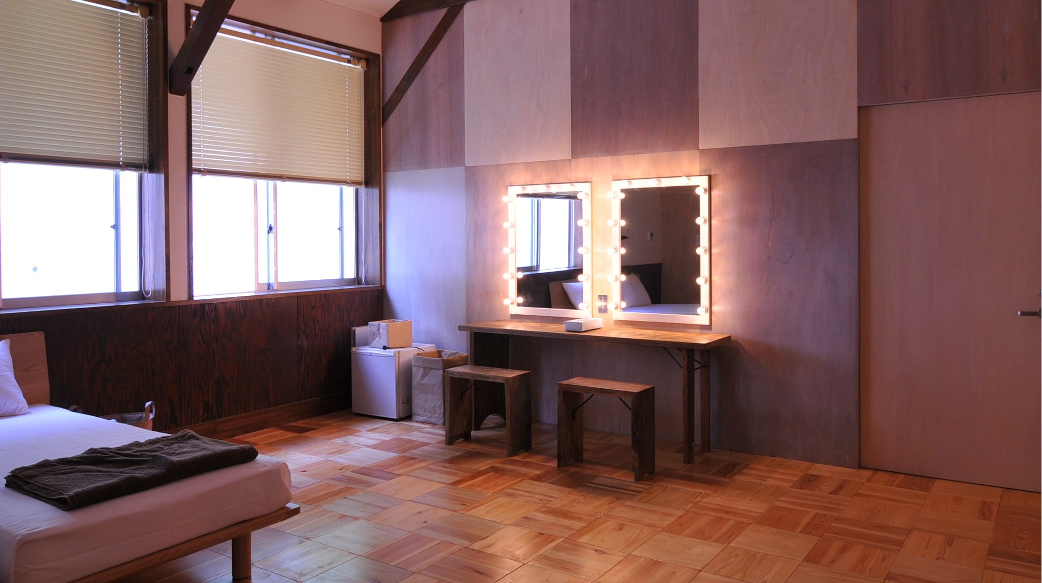 "Shirahama School Building" Design Room [R] (1)