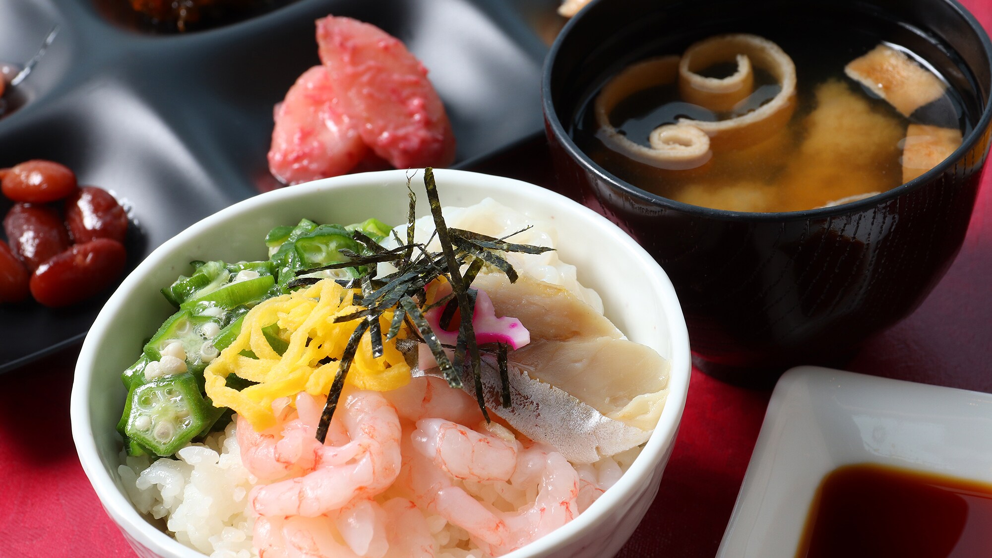 [Prasmanan sarapan] "Mangkuk makanan laut sajian sendiri" dibuat dengan Yumepirika dari Kitahiroshima!