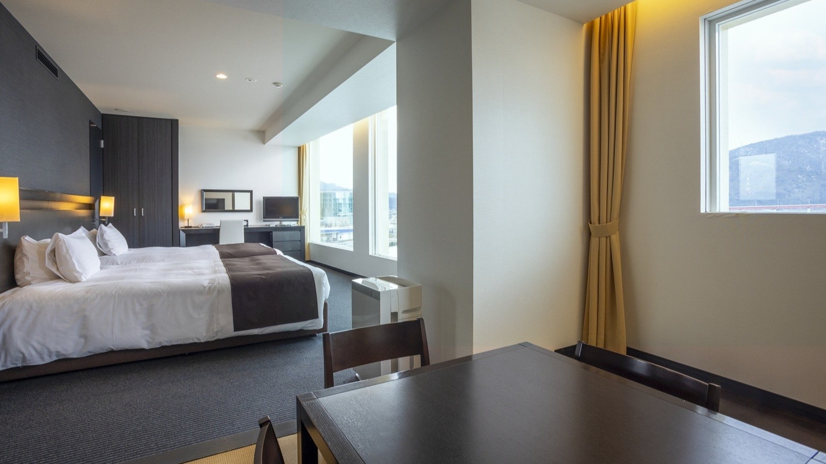 [Ocean Resort Hotel & Spa Uminpia] Japanese-Western room with the sound of waves