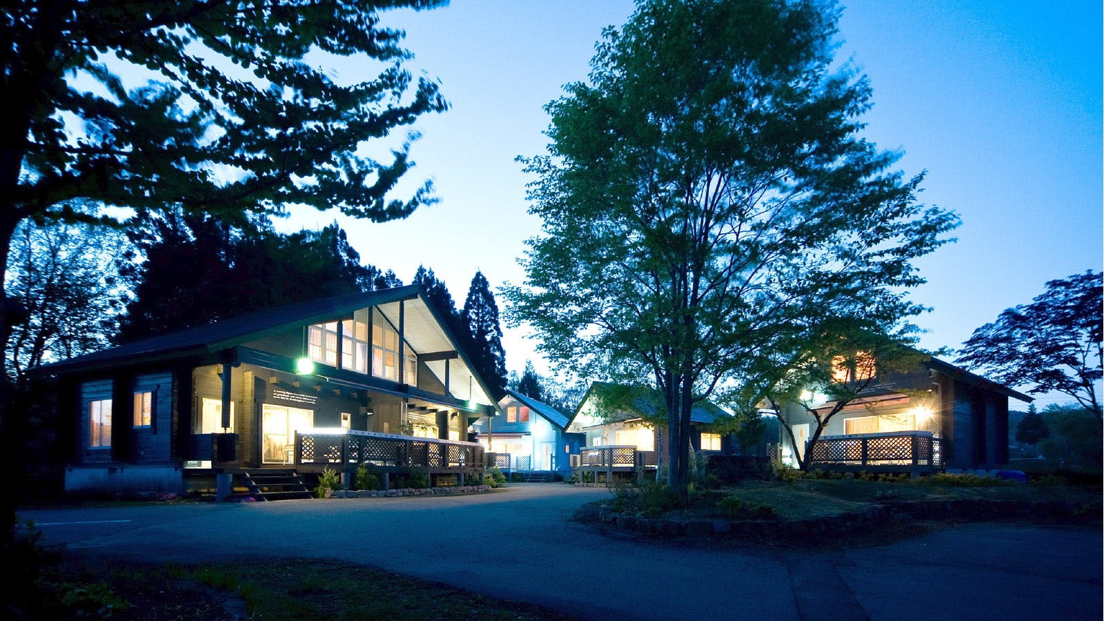 Holiday villa (evening view)