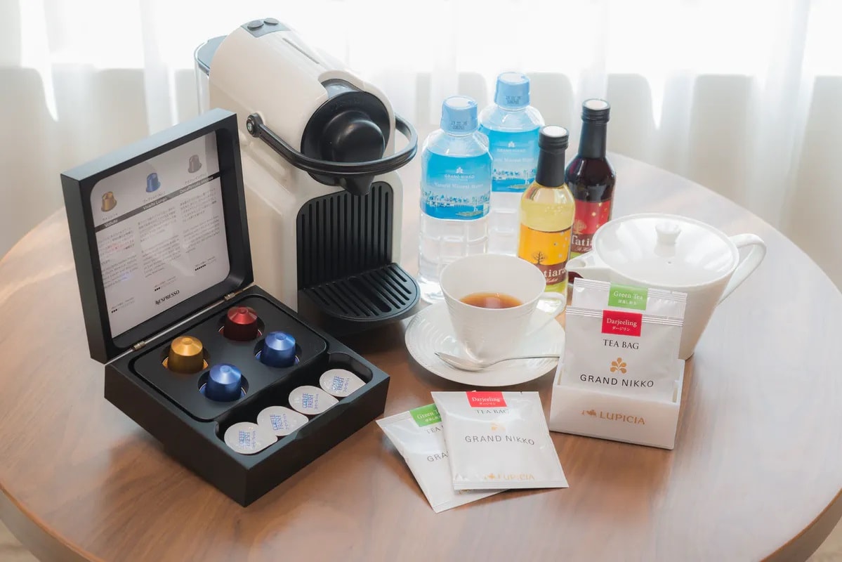 "Nespresso" Cafe Machine