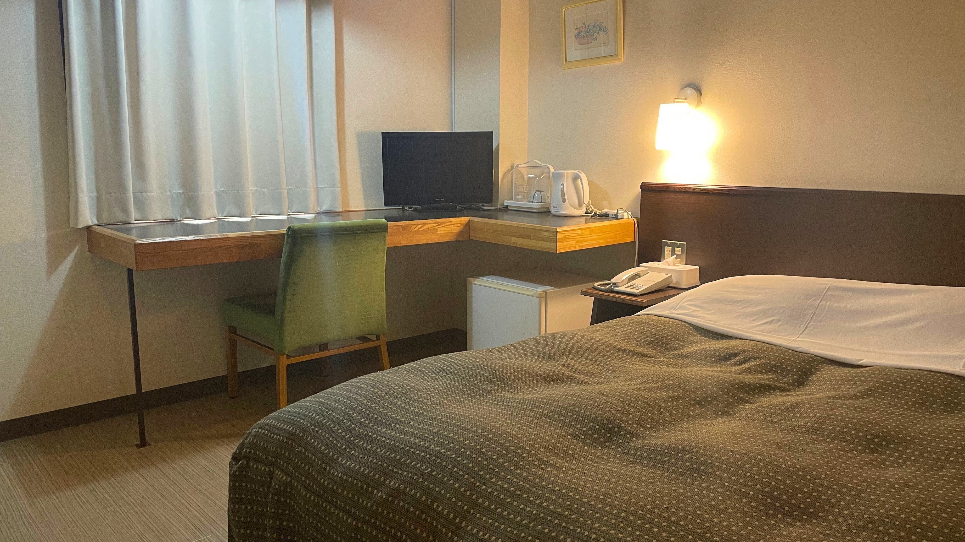 ◆[Smoking] Single room *Double bed