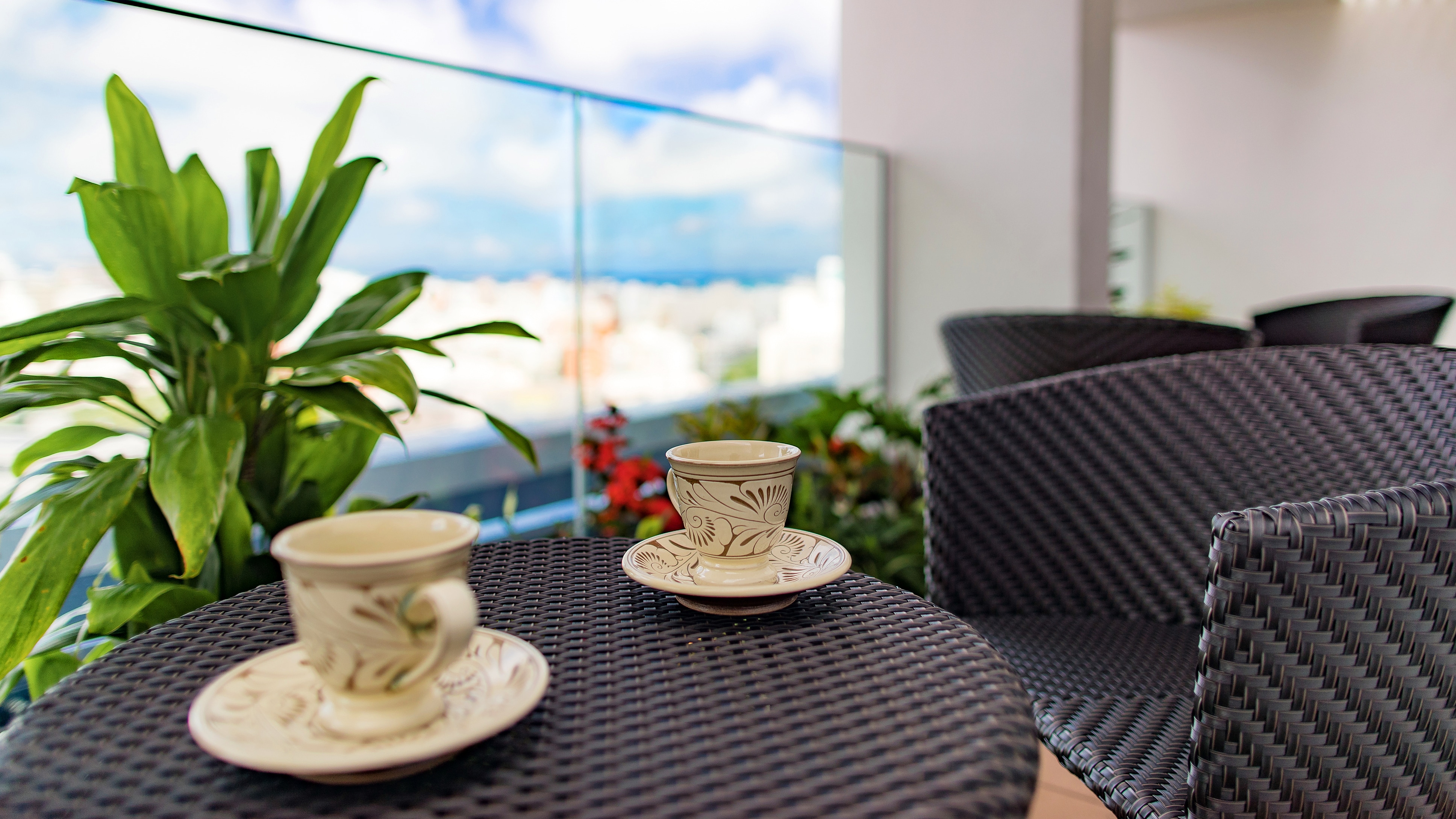 13th floor terrace | Coffee is recommended on the terrace on sunny days.