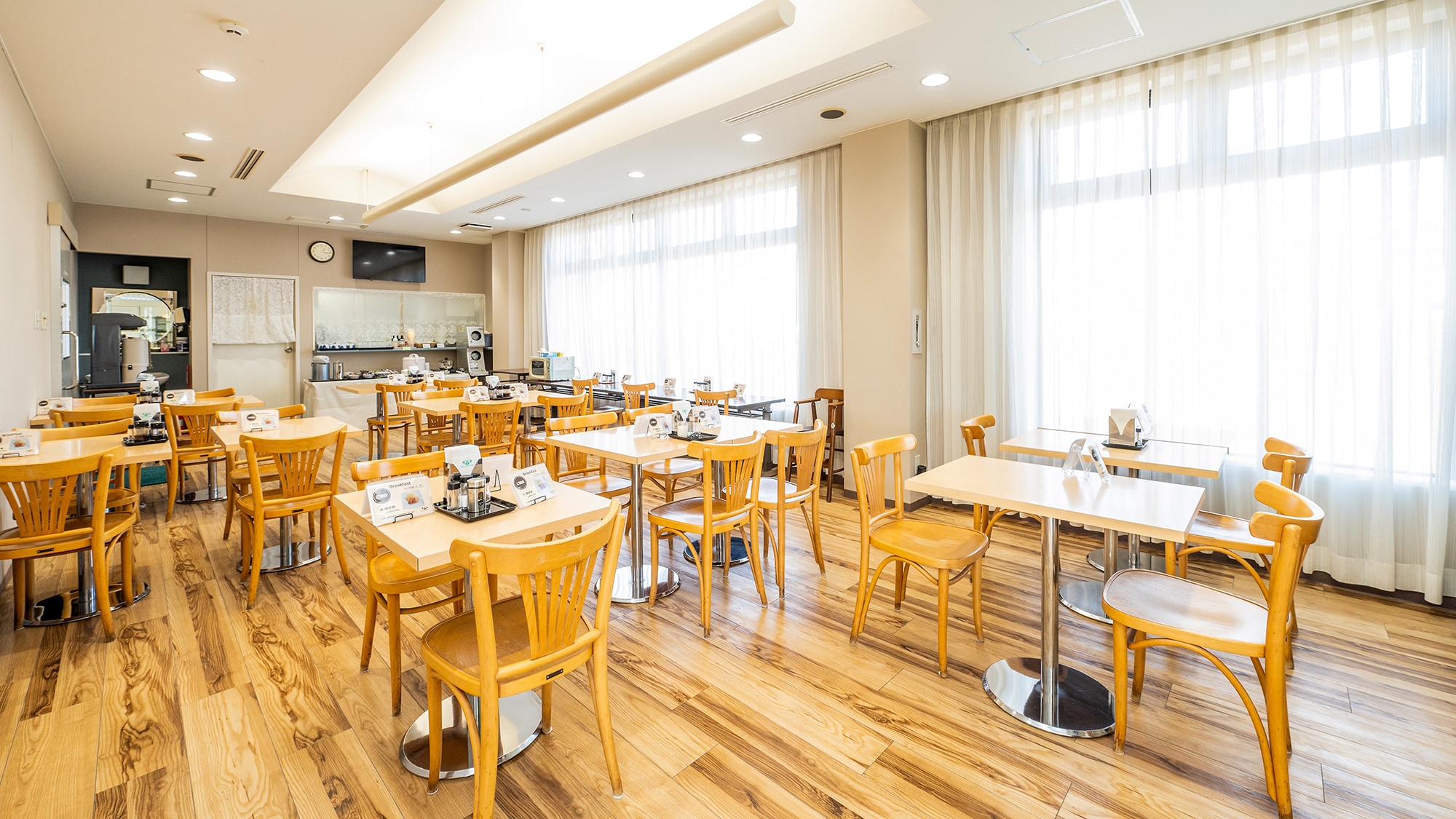 #Restaurant 您可以在这里享用我们美味的早餐和晚餐