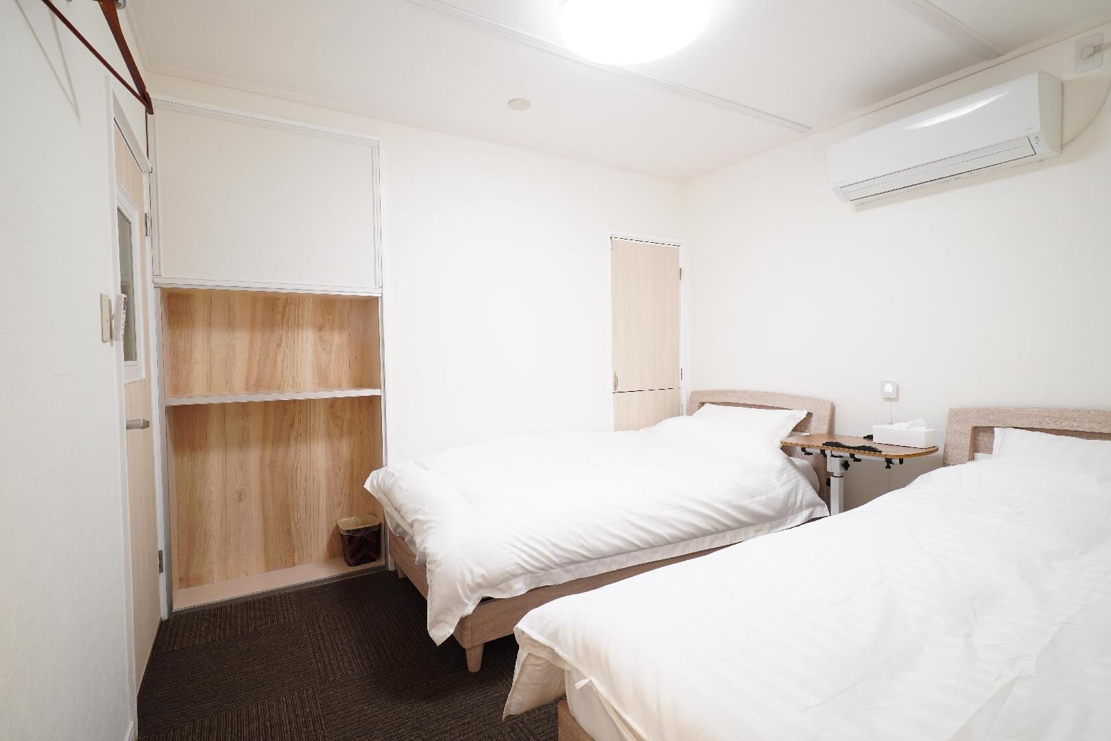 Kamar Quad Twin