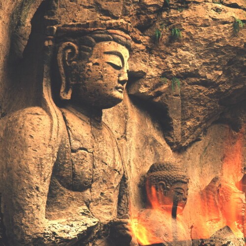 National Treasure Usuki Stone Buddha / Approximately 30 minutes by car from the hotel