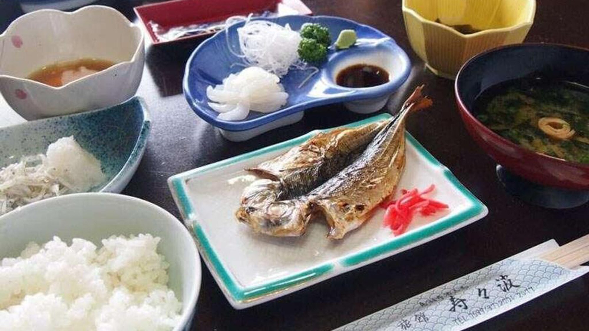 早餐範例：沐浴在利志島陽光下的乾魚