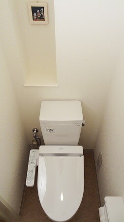 toilet