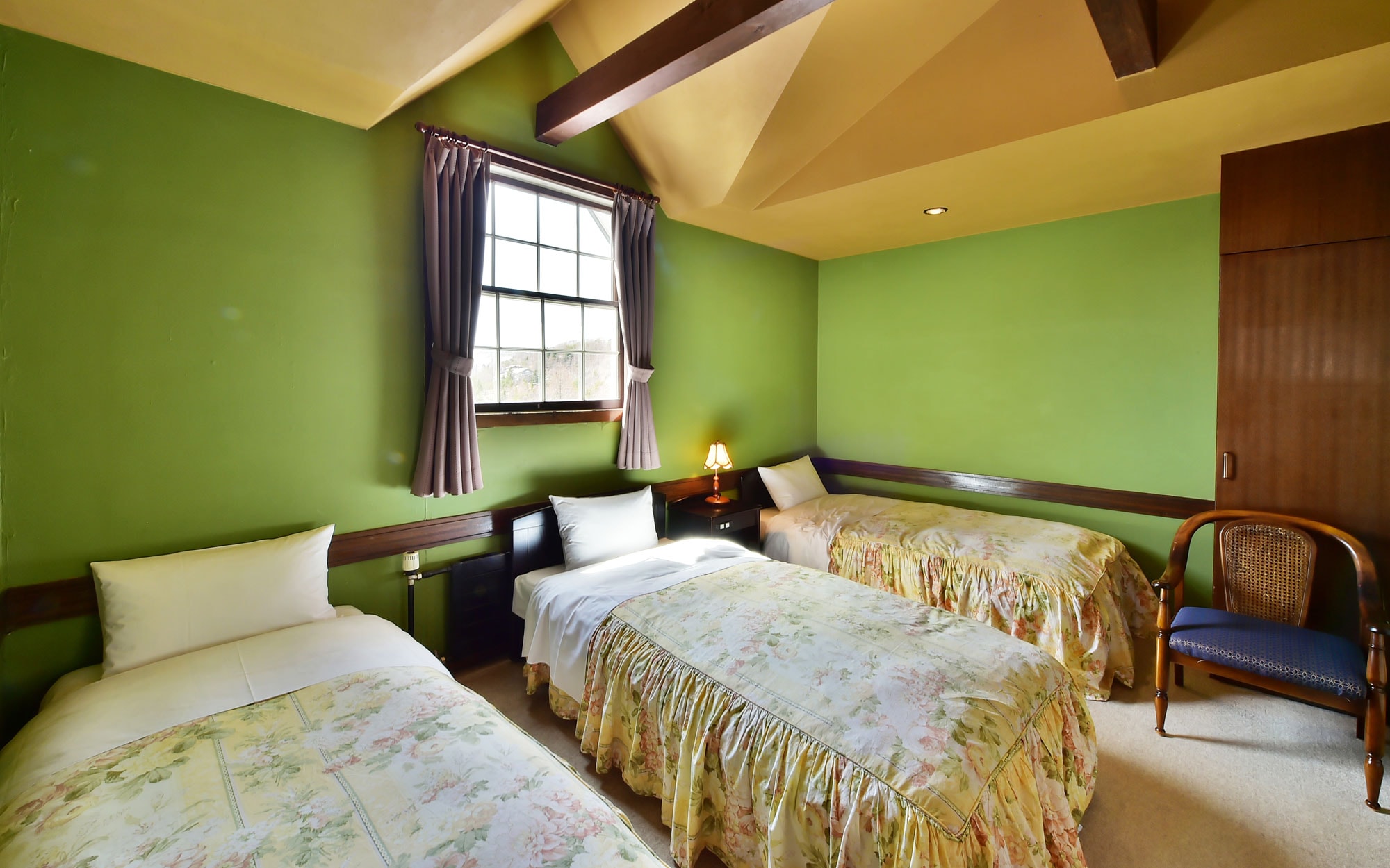 Triple Room