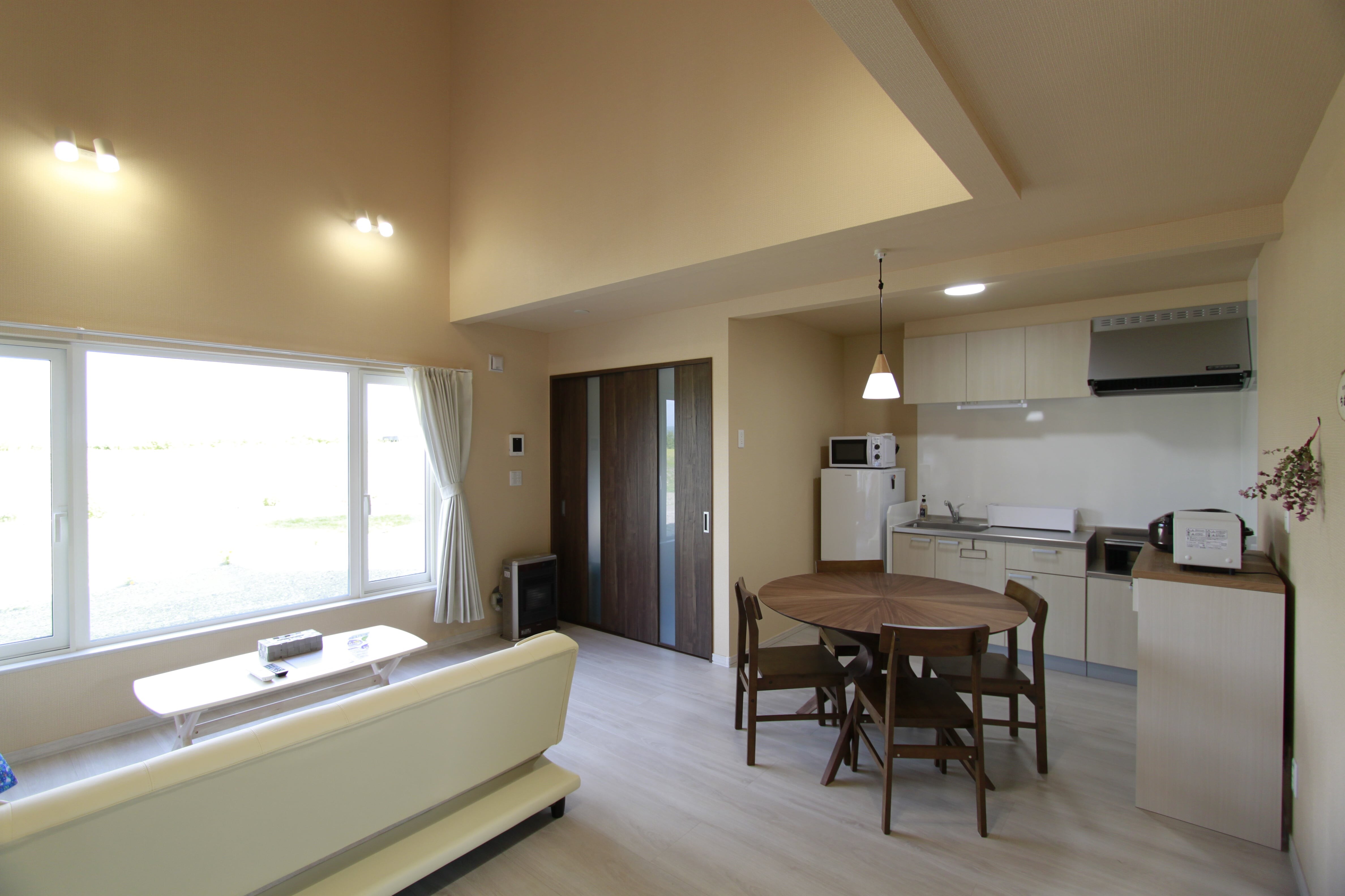 Living room side 2