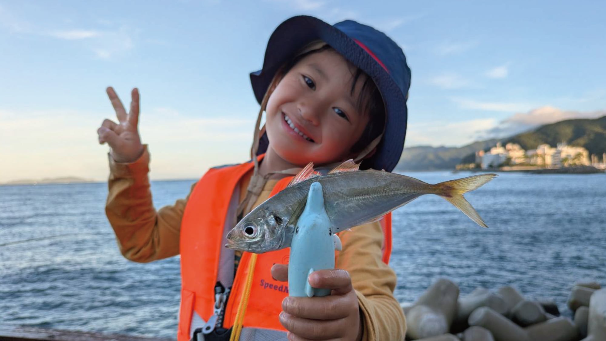 秋季钓鱼季到了！竹荚鱼和带鱼，你会选择哪一种呢？