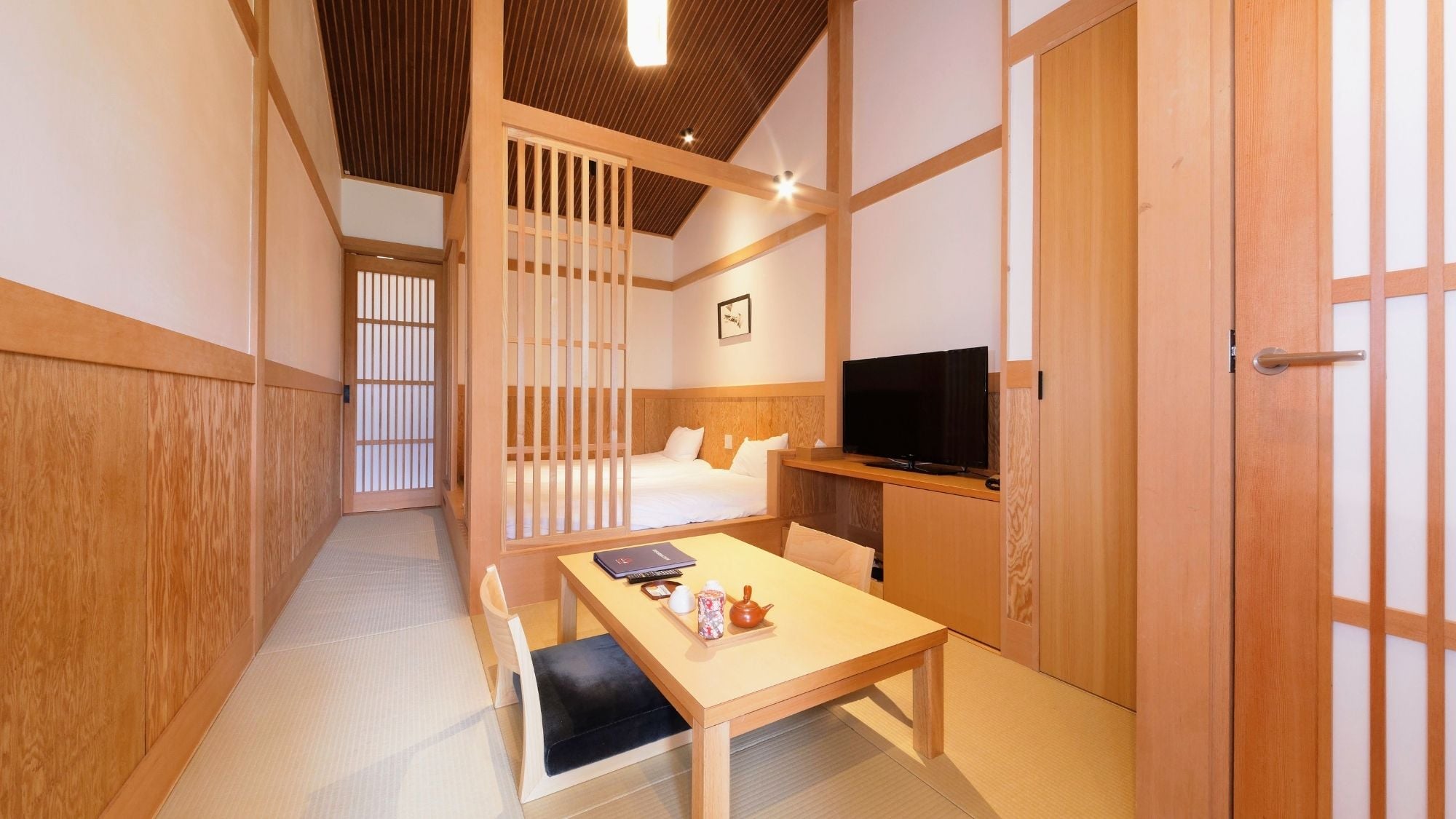 [Main building] Twin Japanese-style room with open-air bath